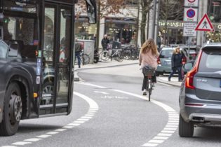 هامبورگ: راننده‌ها و دوچرخه‌ها علیه هم!