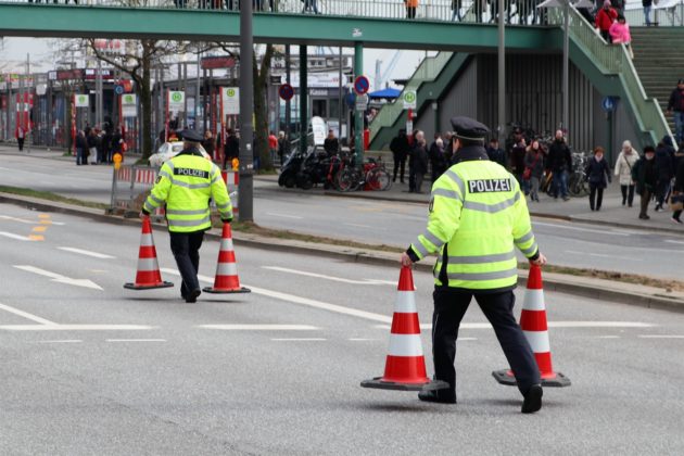 ألمانيا تعلن إغلاق حدودها بدءاً من صباح الغد بسبب كورونا