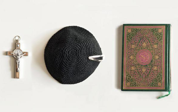 الروابط الدينية أكثر أهمية للمهاجرين مقارنة بالألمان!