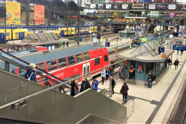 المزيد من الضوابط في الحافلات والقطارات بهامبورغ