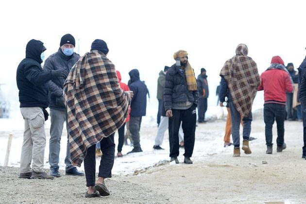 اللاجئون ورحلة الآلام عبر دروب البوسنة القاسية!