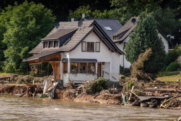 مناطق سیل‌زده به میلیاردها یورو برای بازسازی نیاز دارند