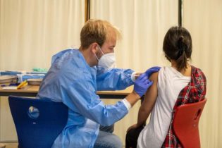 آخرین وضعیت آمار واکسیناسیون کرونا در آلمان