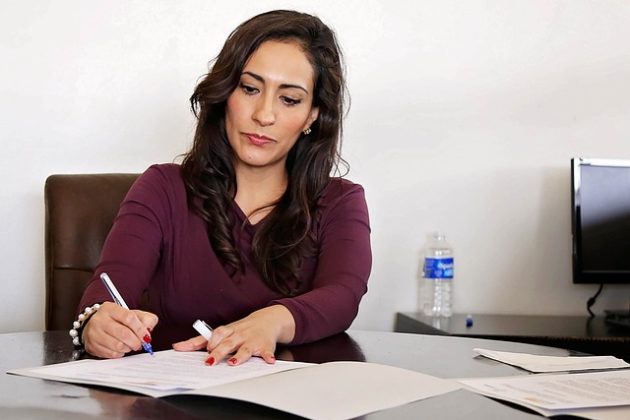 حضور کمرنگ زنان مهاجر در شغل‌های رده بالا