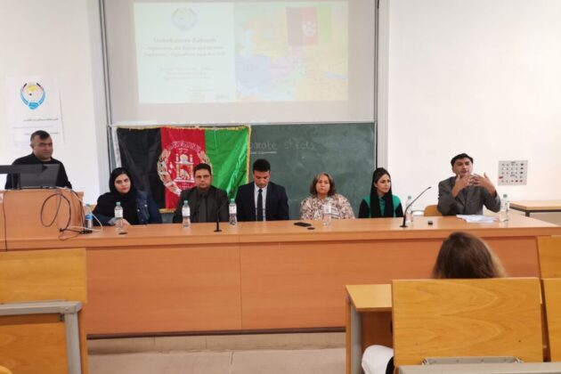 دنیا افغانستان را فراموش کرده‌ است