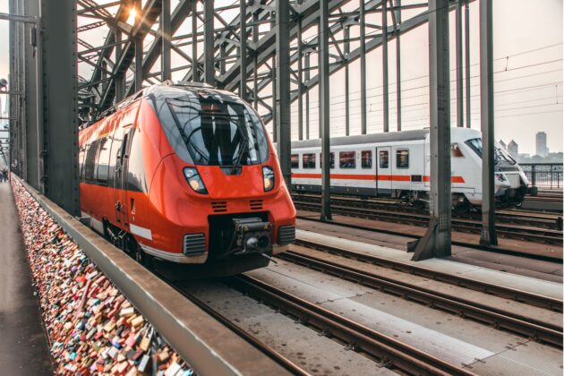 با وجود تیکت آلمان چرا مردم بیشتر از قطارها استفاده نمی‌کنند؟