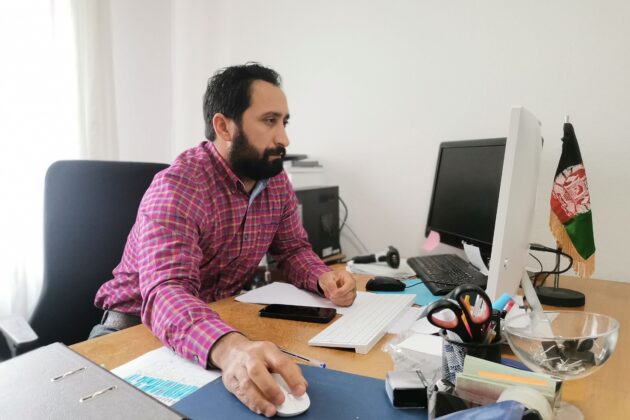 کنسلگری افغانستان در بن فعلا چه خدماتی ارائه می‌کند؟ 