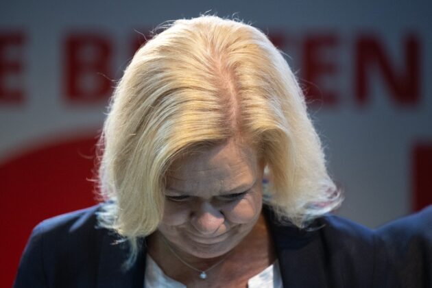 انتخابات هيسن وبافاريا.. البديل يتقدم وحزب المستشار بمأزق!