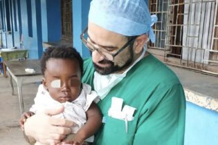 بازگرداندن کودکان لب‌شکری به زندگی عادی؛ گفت‌وگو با دکتر امید برهمندپور