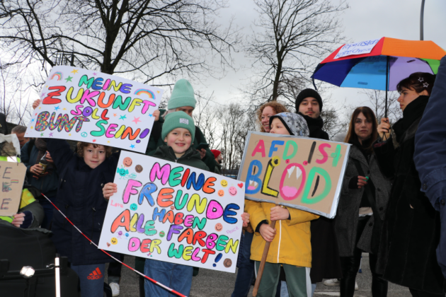 عشرات الآلاف يتظاهرون بهامبورغ رفضاً لخطاب الكراهية وتهديد الديمقراطية