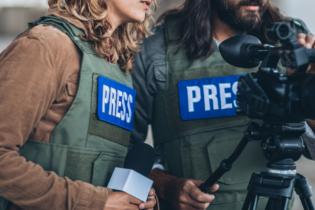 حمله به خبرنگاران در آلمان افزایش یافته است