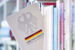 قانون اساسی آلمان ۷۵ ساله می‌شود