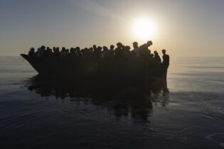 مجلس الاتحاد الأوروبي يصادق على لوائح إصلاح قانون اللجوء