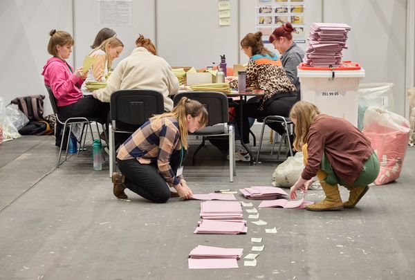 انتخابات هامبورگ و نتایج در منطقه‌ها