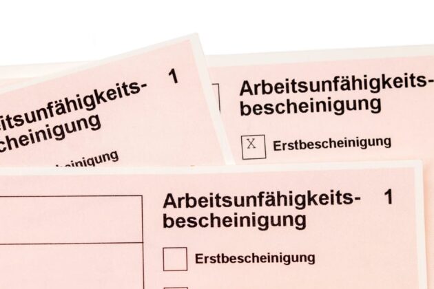 أخطاء شائعة يجب تجنبها في تقارير الإجازة المرضية