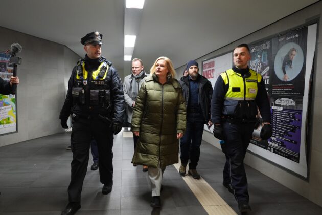 افتتاح أول مركز ترحيل للاجئين في هامبورغ بموجب اتفاقية دبلن