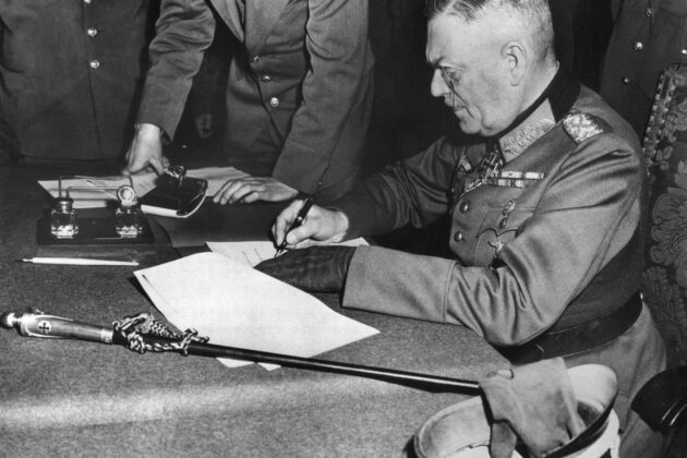 ماذا حدث في 8 مايو 1945؟ هل هو تحرير أم هزيمة؟