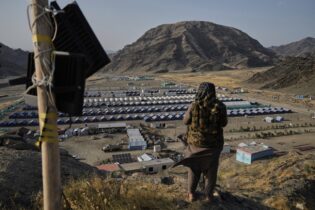 از یک پیام فیسبوکی تا قصه ۲۶۰۰ مهاجر فراموش‌شده در پاکستان