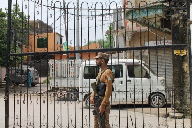 بیش از ۲۰۰ افغان با نامه‌ای فوری به مرتس خواستار مهاجرت به آلمان شدند