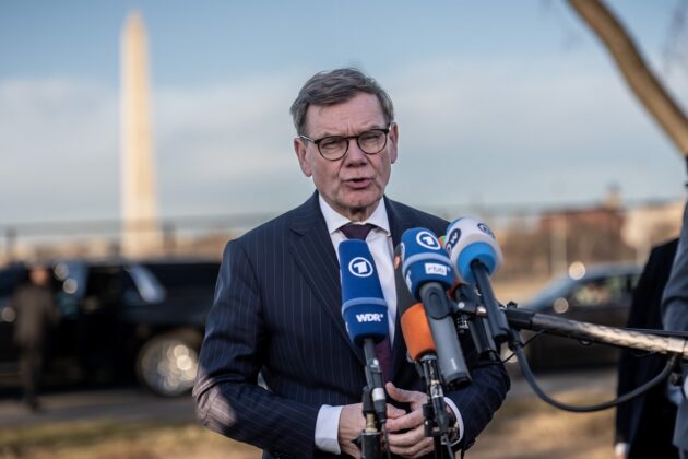 ألمانيا تدين قمع الاحتجاجات في إيران وتلوّح بتصعيد العقوبات